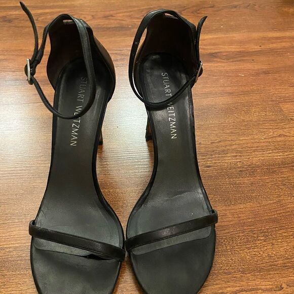 Stuart Weitzman Black Leather Nudist Sandal 9 - Picture 4 of 8